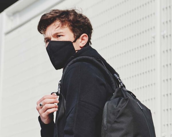 h_backpack_slide_mobile_02